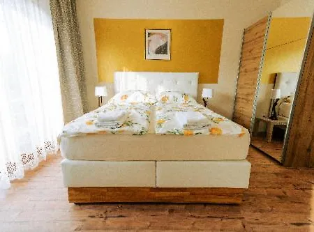 Stockers Kleines Dorfhotel 4* Deutsch Goritz