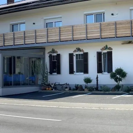 Stockers Kleines Dorfhotel Pensjonat *