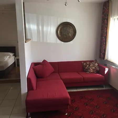 Stockers Kleines Dorfhotel Deutsch Goritz