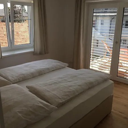 Stockers Kleines Dorfhotel Pensjonat *