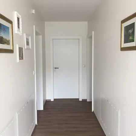 Stockers Kleines Dorfhotel Deutsch Goritz