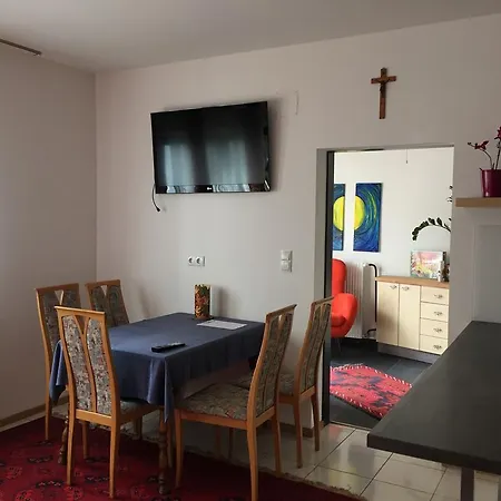 Gasthuis Stockers Kleines Dorfhotel 4*