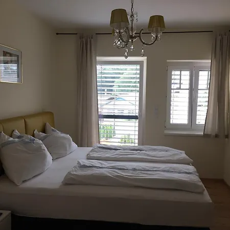 Stockers Kleines Dorfhotel Deutsch Goritz