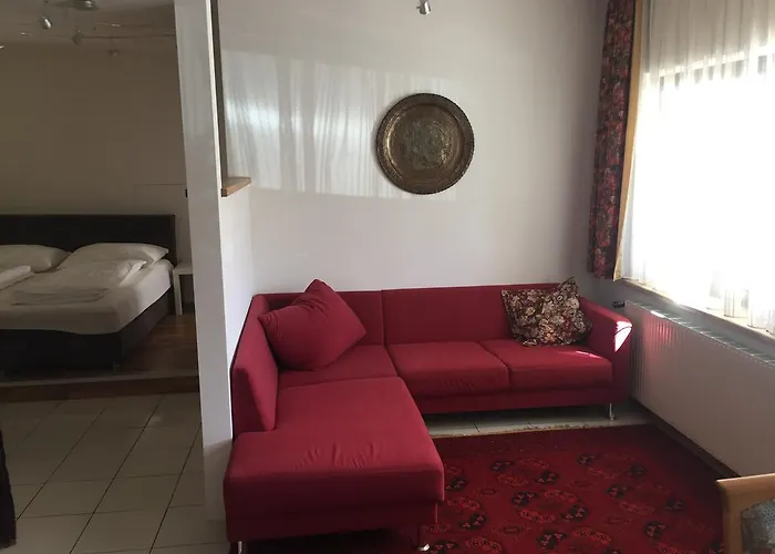 Stockers Kleines Dorfhotel Deutsch Goritz