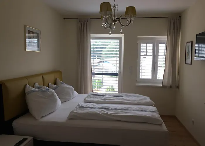 Stockers Kleines Dorfhotel Deutsch Goritz